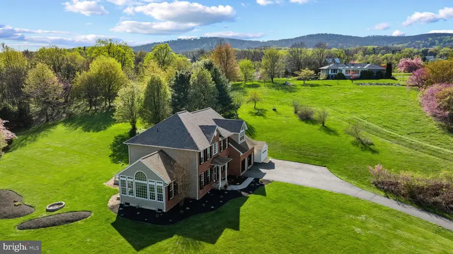 2231 W Greenleaf Dr, Frederick, MD 21702 - #3