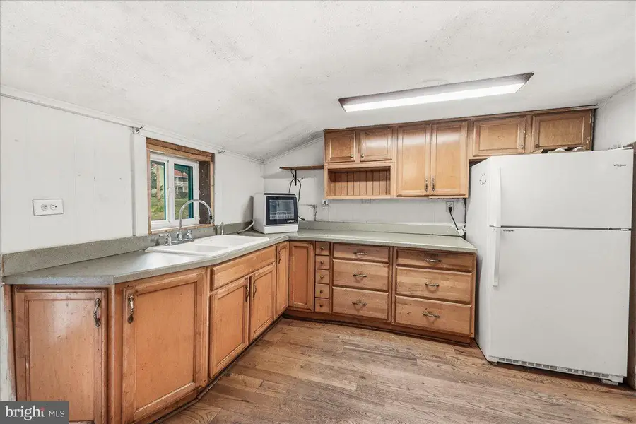 11012 Hessong Bridge Rd, Thurmont, MD 21788 - #3