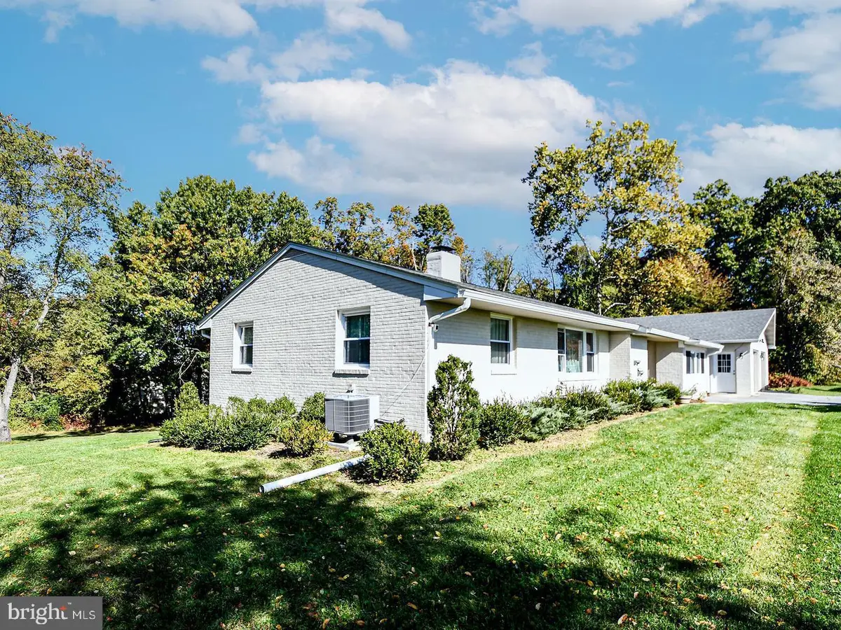 5222 Mussetter Rd, Ijamsville, MD 21754 - #1