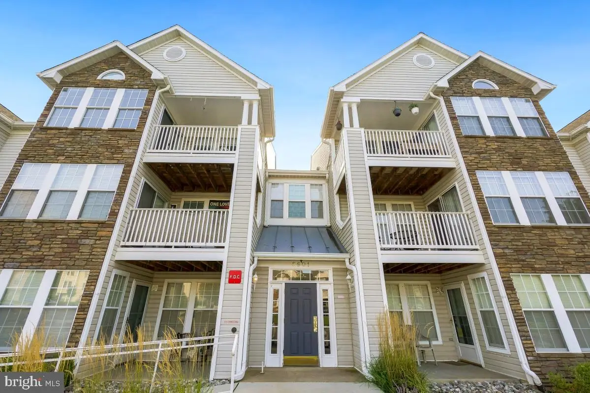 5601 Avonshire Pl #b, Frederick, MD 21703 - #1