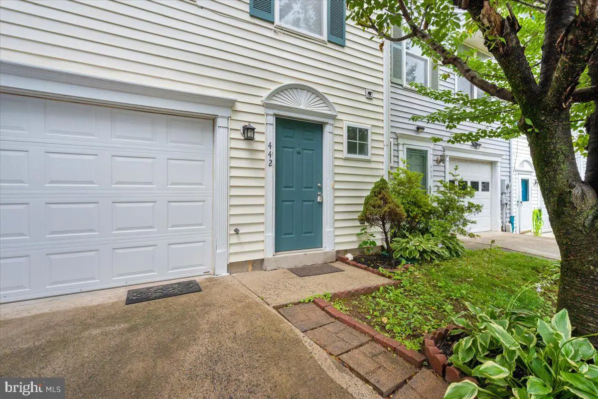 442 Blossom Ln, Frederick, MD 21701 - #1