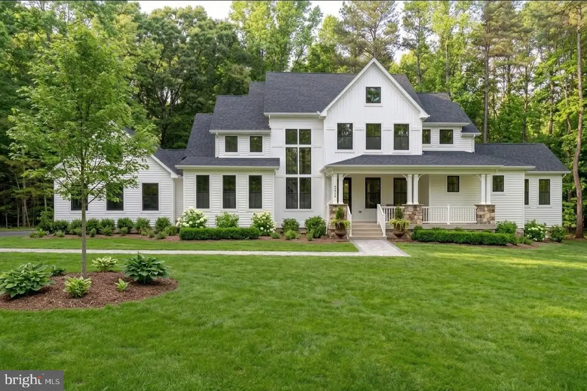 6904 Sundays Ln, Frederick, MD 21702 - #1