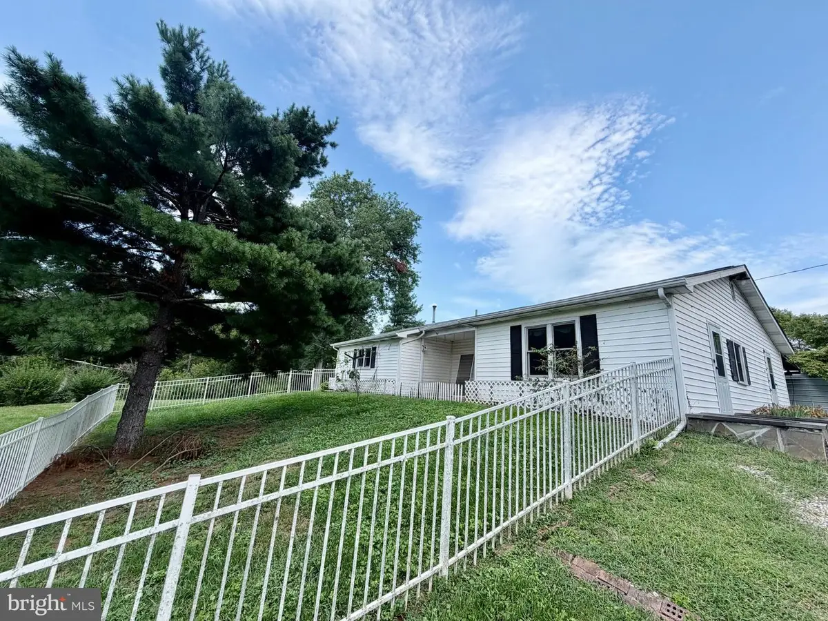 12349 Layman Rd, Thurmont, MD 21788 - #1