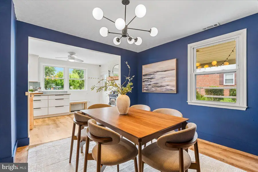 8130 Cambridge Dr, Frederick, MD 21704 - #3