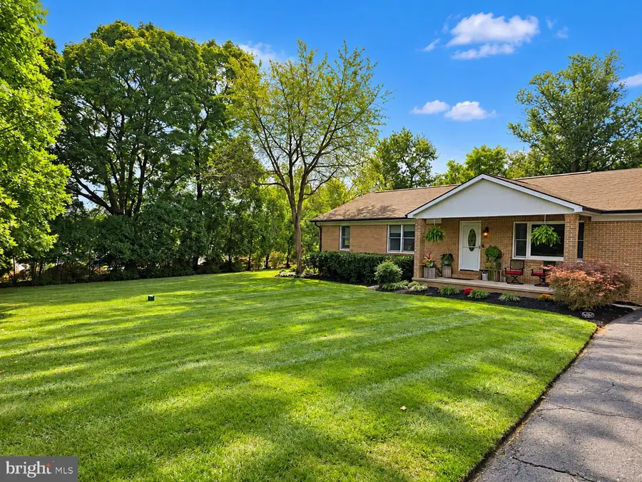6020 Bartonsville Rd, Frederick, MD 21704 - #2