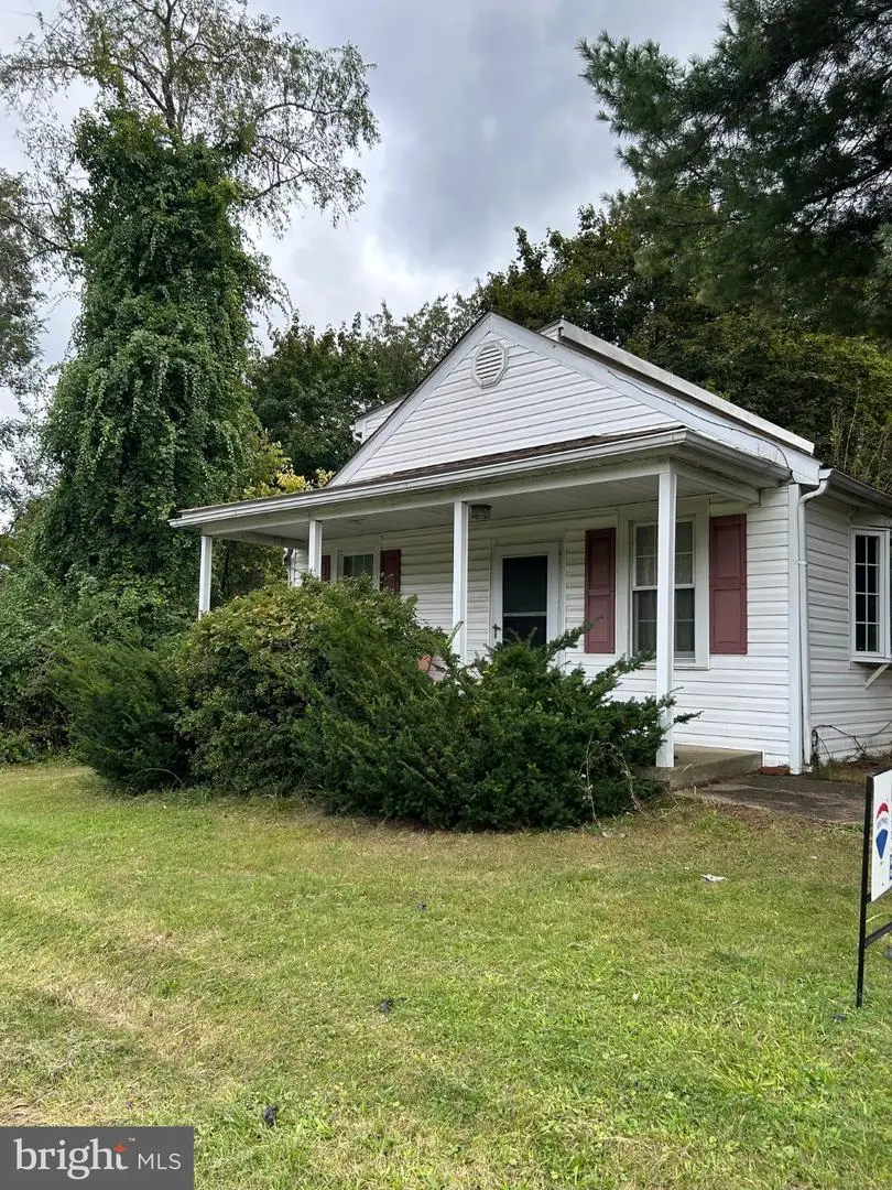 8303 Edgewood Church Rd, Frederick, MD 21702 - #3