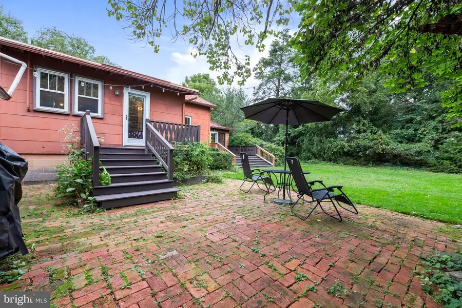 618 Wilson Pl, Frederick, MD 21702 - #3