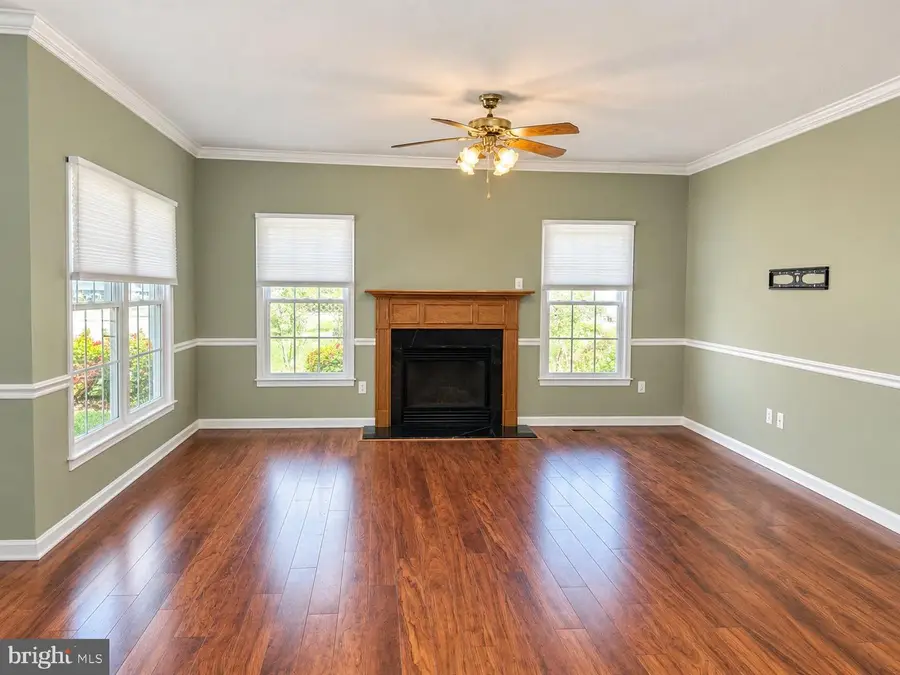 1005 Eastbourne Ct, Frederick, MD 21702 - #3