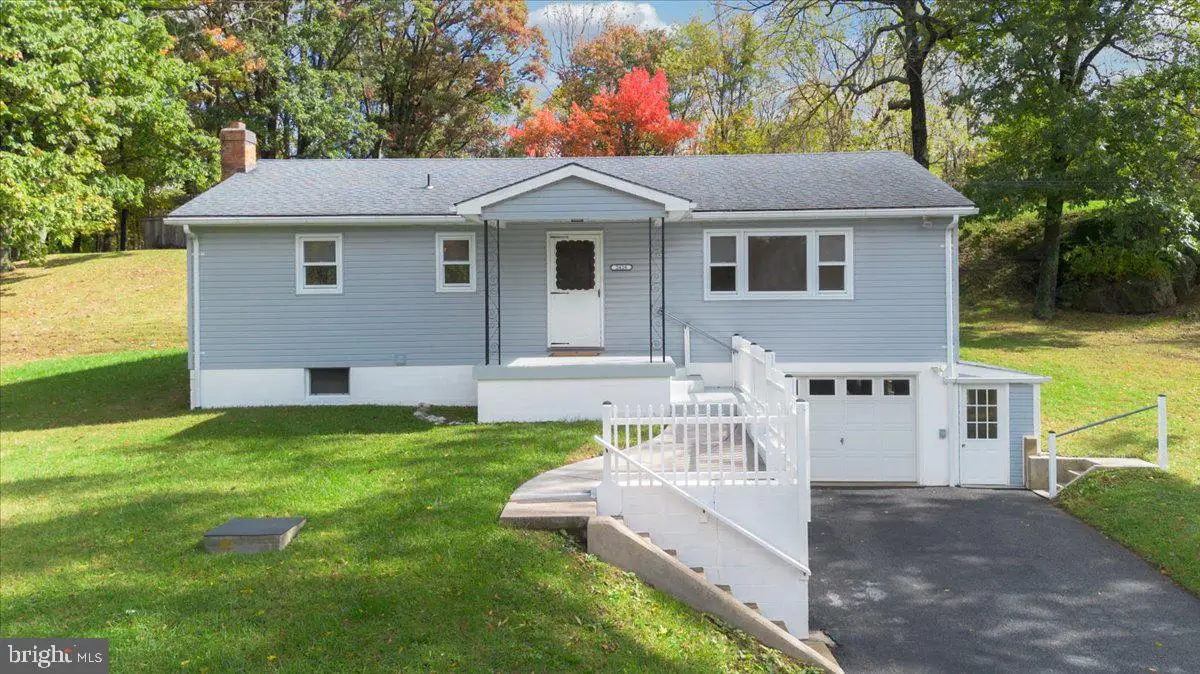 2428 Canada Hill Rd, Myersville, MD 21773 - #1