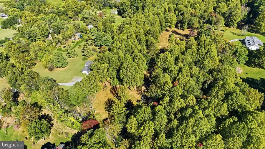 8899 Hawbottom Rd, Middletown, MD 21769 - #2