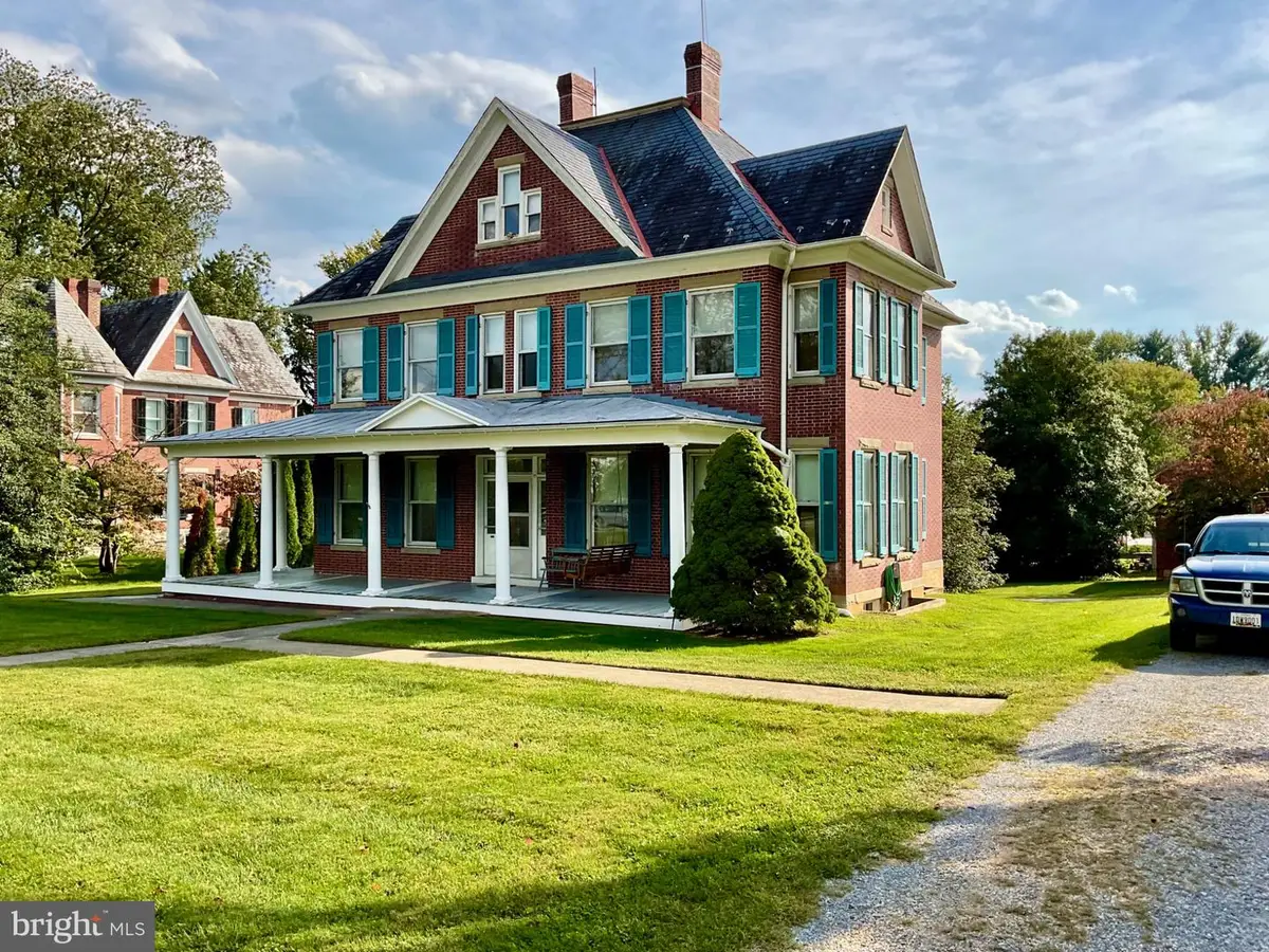 308 E Main St, Middletown, MD 21769 - #1