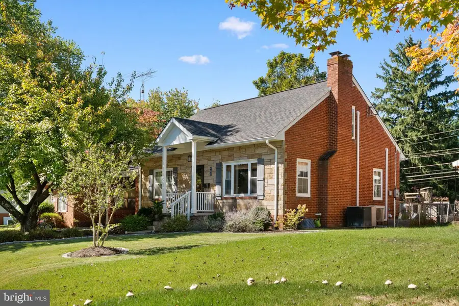 407 Biggs Ave, Frederick, MD 21702 - #2
