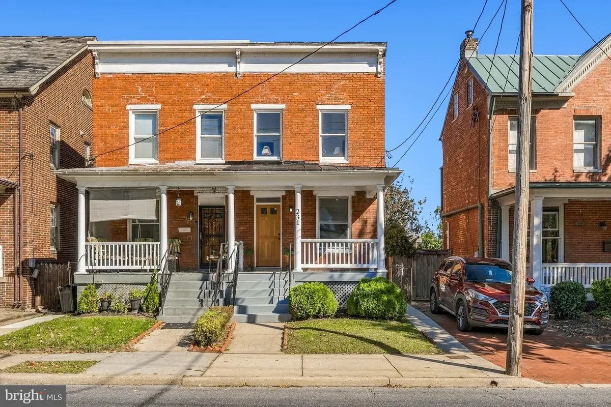 231 W South St, Frederick, MD 21701 - #1