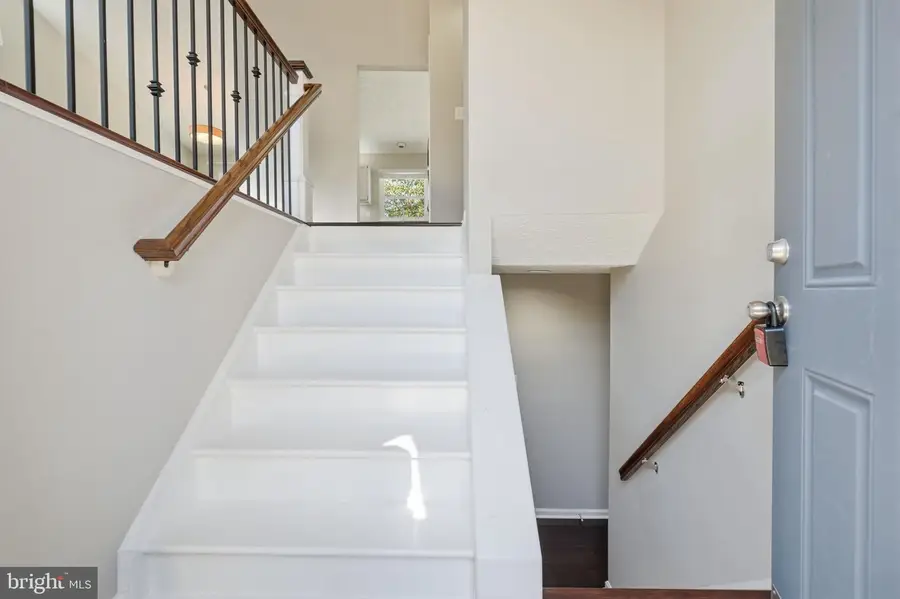 905 Sweet Gum Ct, Frederick, MD 21701 - #2