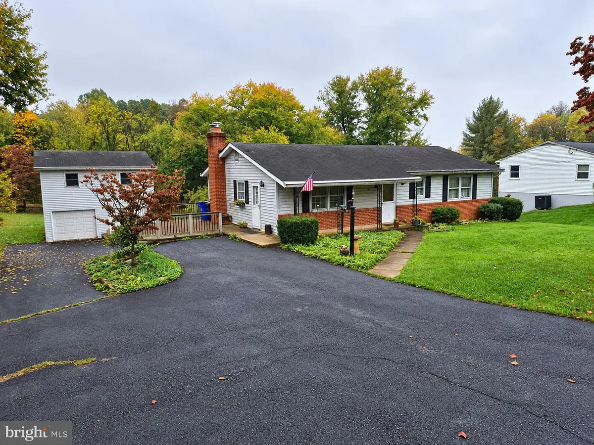 13111 Penn Shop Rd, Mount Airy, MD 21771 - #1