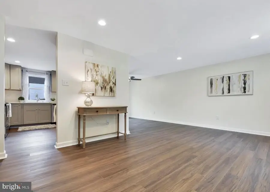 1598 Elmwood Ct, Frederick, MD 21702 - #3