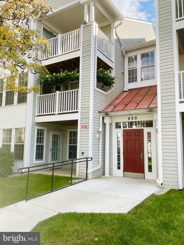 900 Blue Leaf Ct #a, FREDERICK, MD 21701