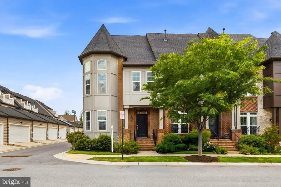 605 Blandwood Rd, Frederick, MD 21701 - #2