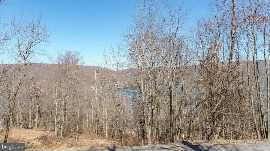 47 Ridgewood Dr, Oakland, MD 21550 - Image #3