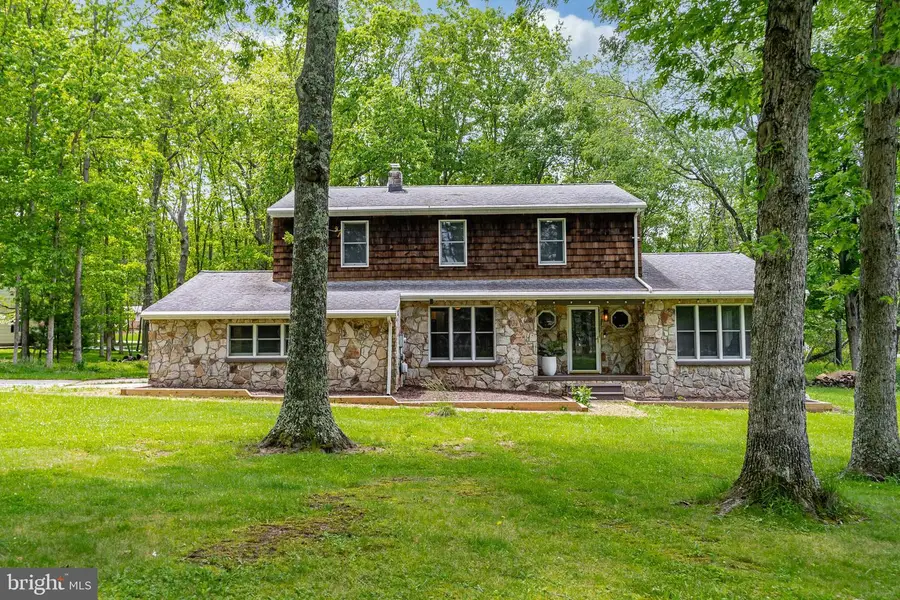 609 Southern Pines Dr, Oakland, MD 21550 - Image #2