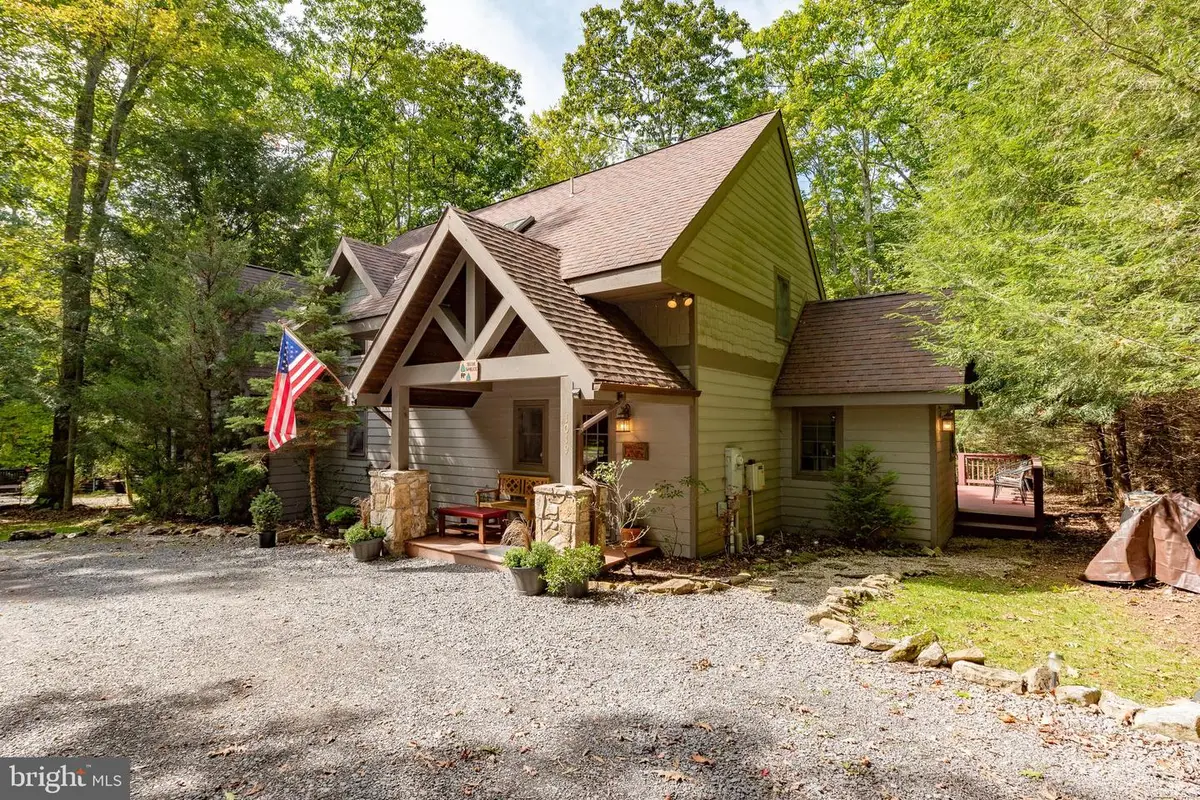 1019 Lake Shore Dr, Oakland, MD 21550 - Image #1