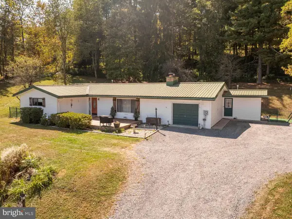 697 Monte Vista Rd, OAKLAND, MD 21550