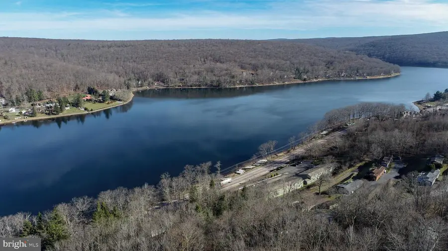 16 Lemley, Oakland, MD 21550 - Image #2