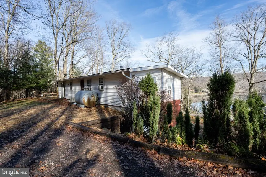 16 Lemley, Oakland, MD 21550 - Image #3