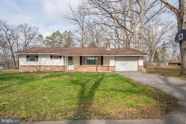 407 Seneca Ave, MOUNTAIN LAKE PARK, MD 21550