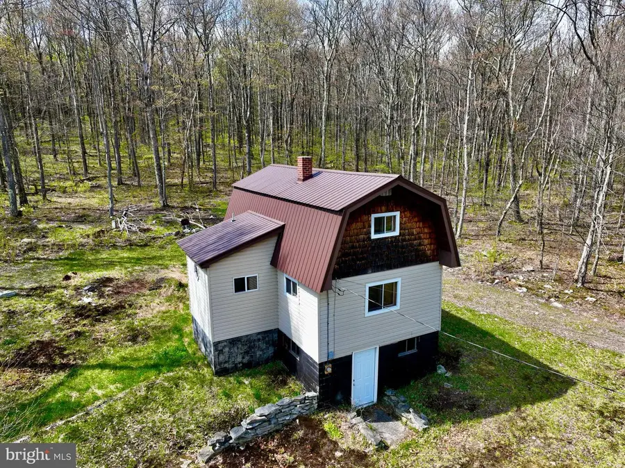 1290 Gaswell Rd, Grantsville, MD 21536 - #3