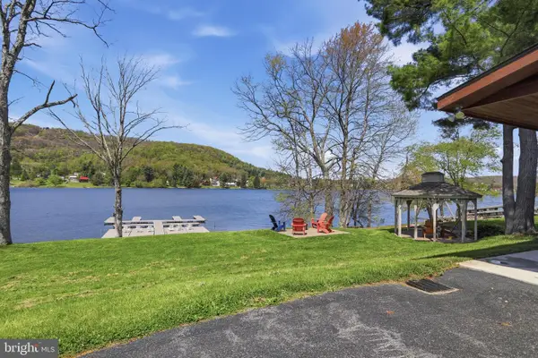 38 Lakeside Village Lane, MC HENRY, MD 21541