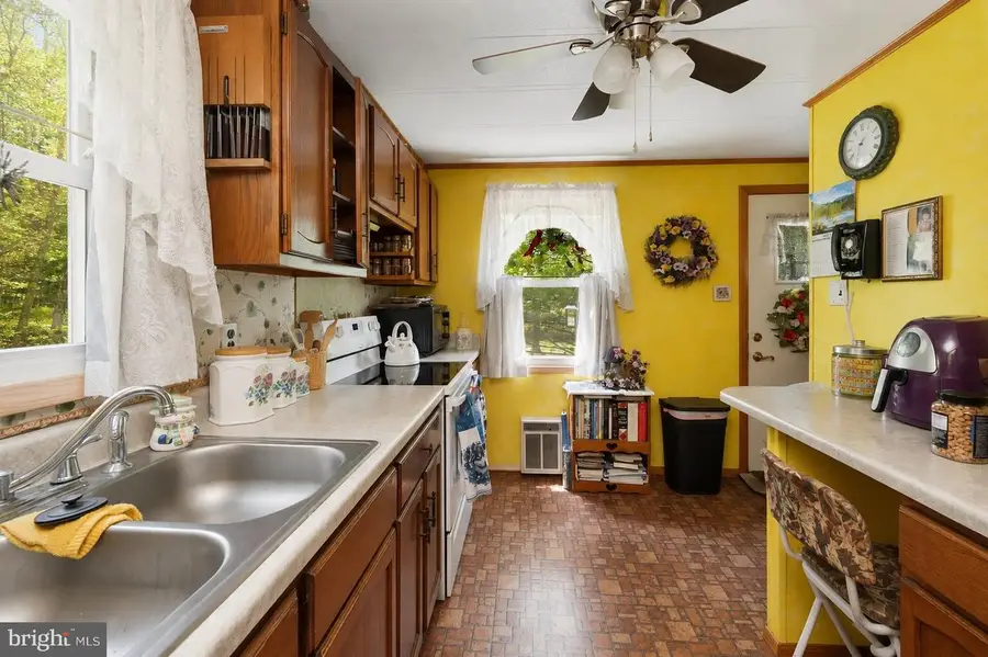 115 Woodmont Ln, Oakland, MD 21550 - #2