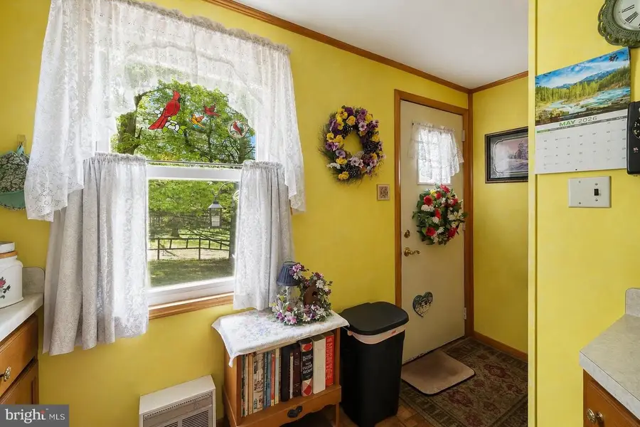 115 Woodmont Ln, Oakland, MD 21550 - #3