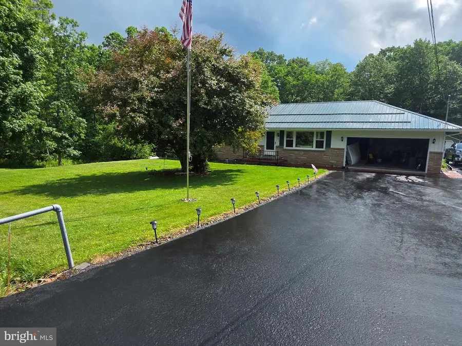 321 Deer Park Hotel Rd, Oakland, MD 21550 - #2
