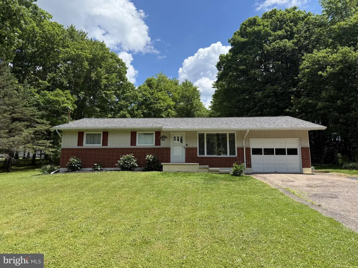 9556 New Germany Rd, Grantsville, MD 21536 - #1