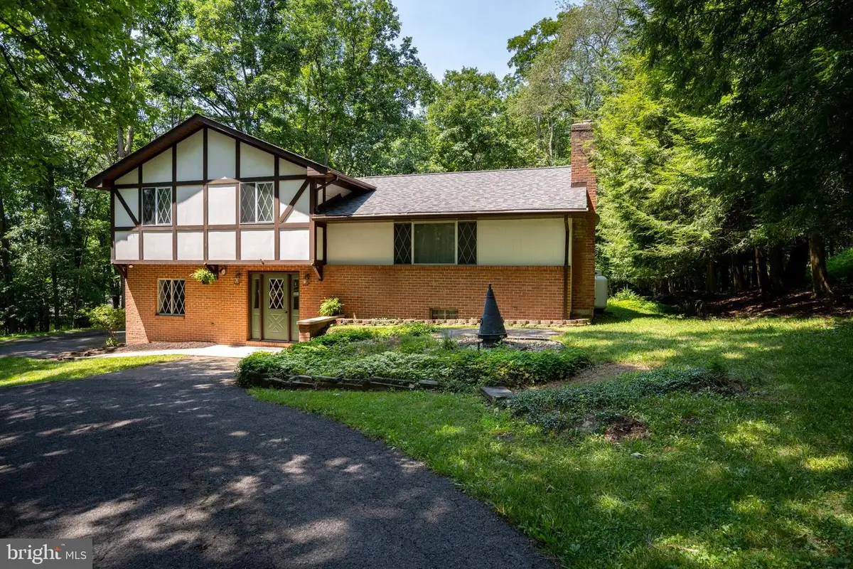 520 Palmer Ln, Oakland, MD 21550 - #1