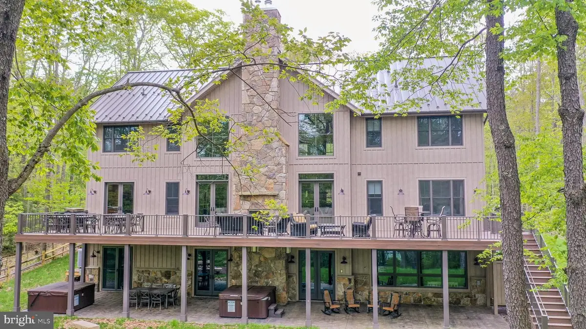 1131 Lake Shore Dr, Oakland, MD 21550 - #1