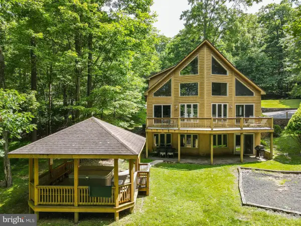 18 Mountainside Ct, OAKLAND, MD 21550