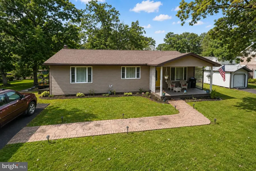 104 D Street, Mountain Lake Park, MD 21550 - #2