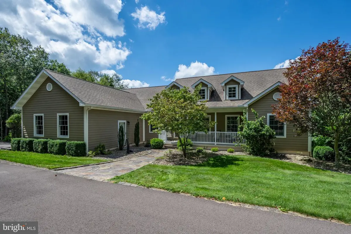 137 Youngwood Ln, Grantsville, MD 21536 - #1