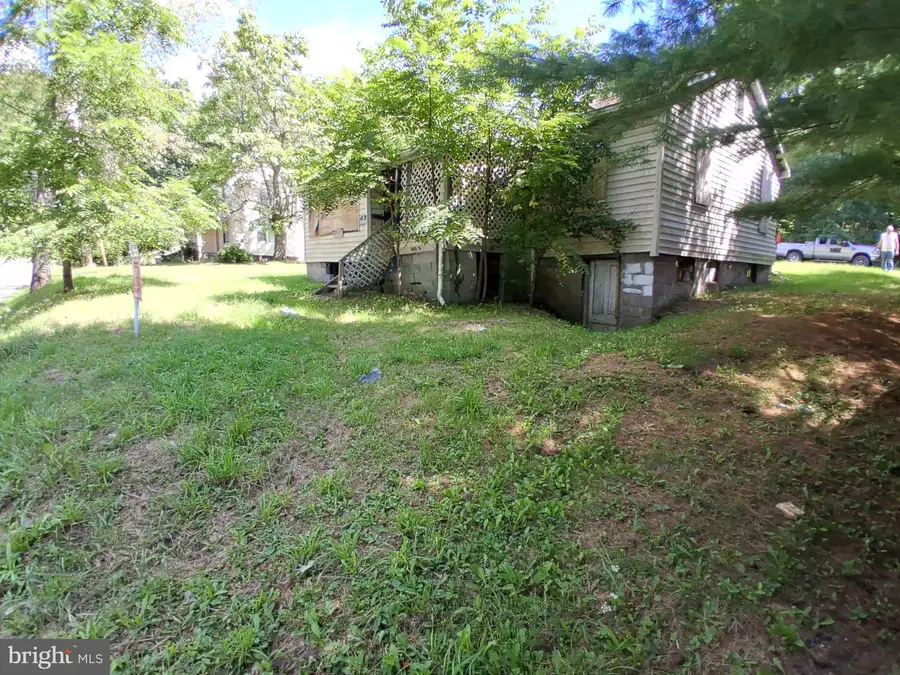 809 N, Mountain Lake Park, MD 21550 - #3