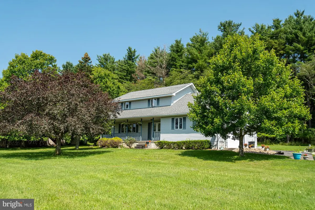 723 Kings Ct, Mountain Lake Park, MD 21550 - #1