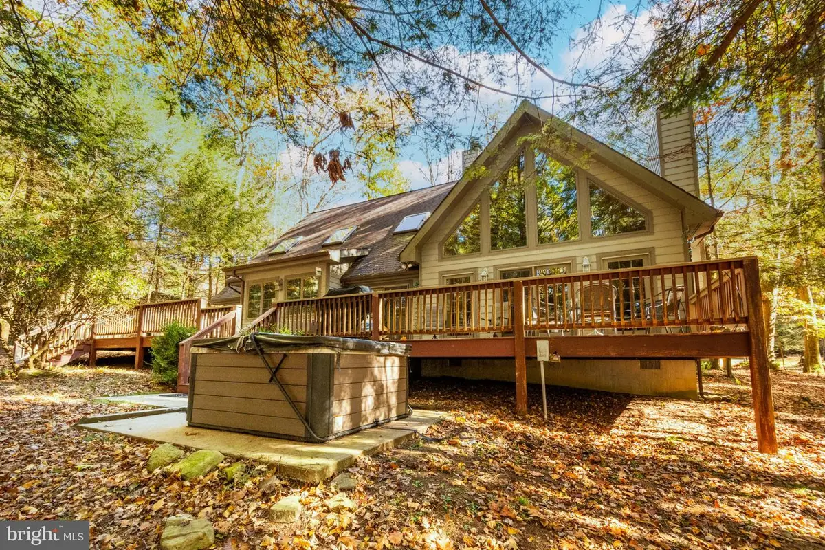 1019 Lake Shore Dr, Oakland, MD 21550 - #1