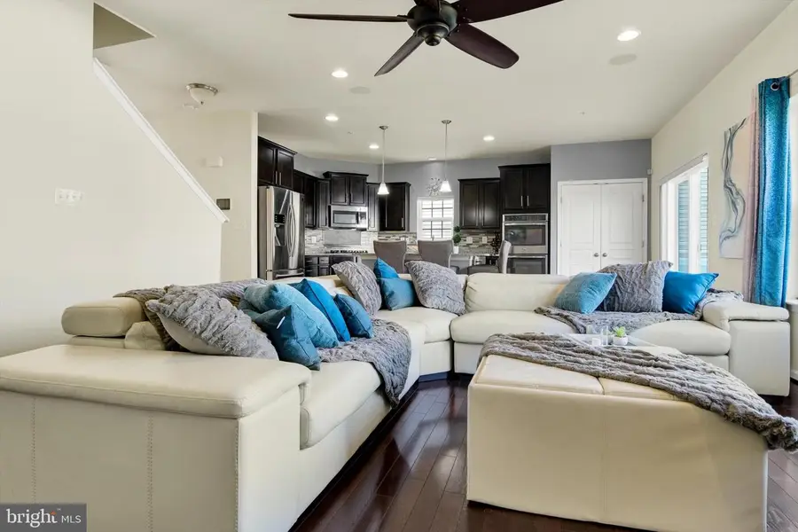 637 Bentgrass Dr, Aberdeen, MD 21001 - Image #2