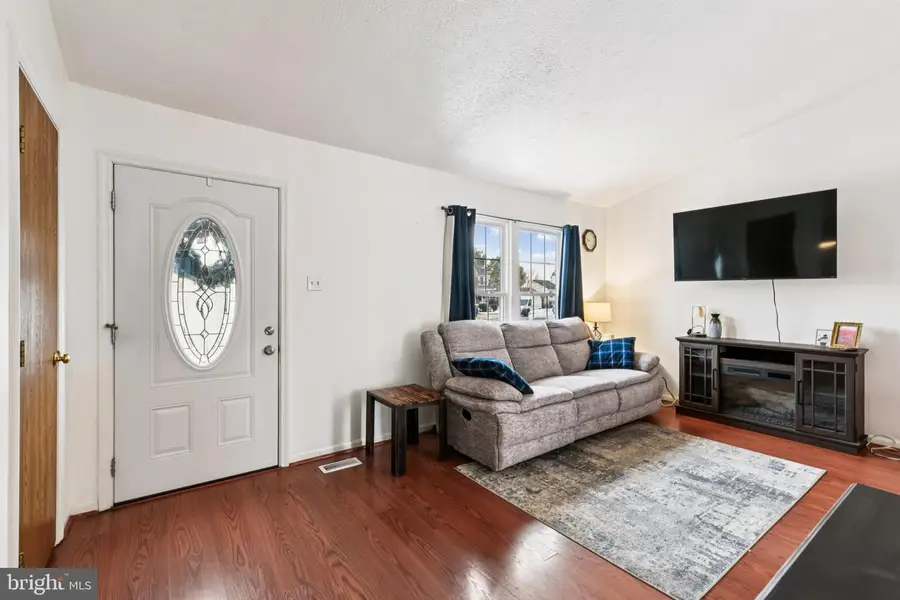 903 Harvey Ln, Abingdon, MD 21009 - Image #2