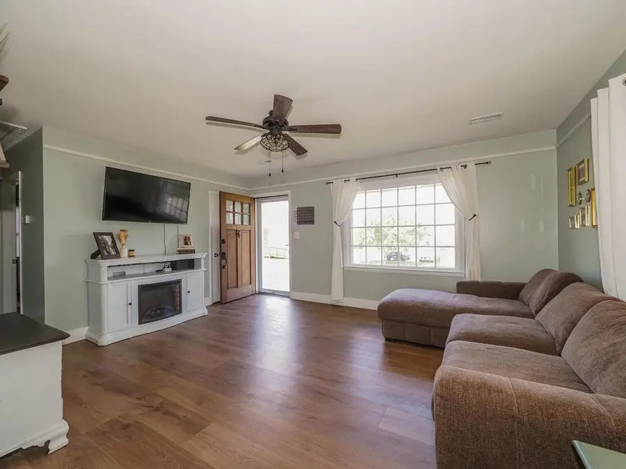 50 Mitchell Ave, Aberdeen, MD 21001 - #3
