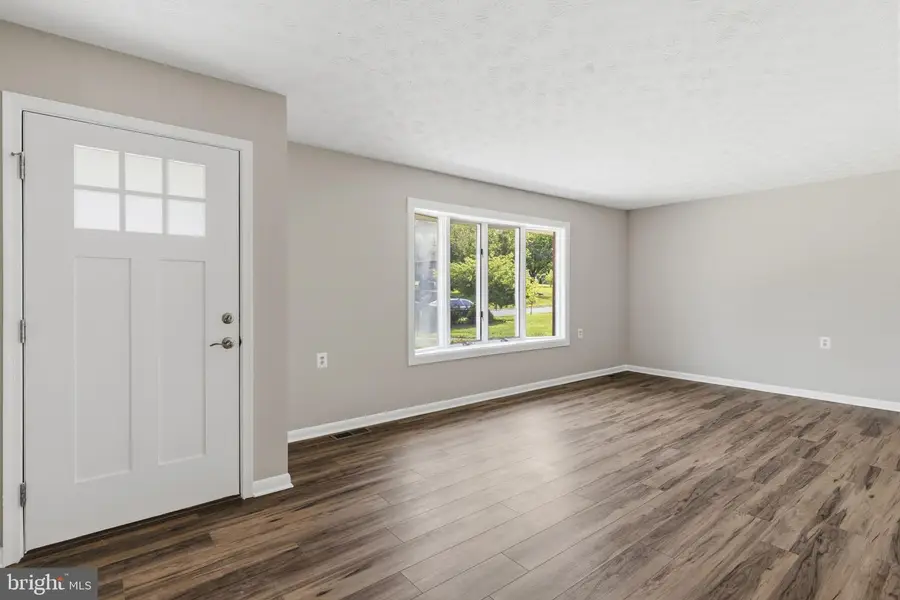 638 Westwood Dr, Aberdeen, MD 21001 - #2