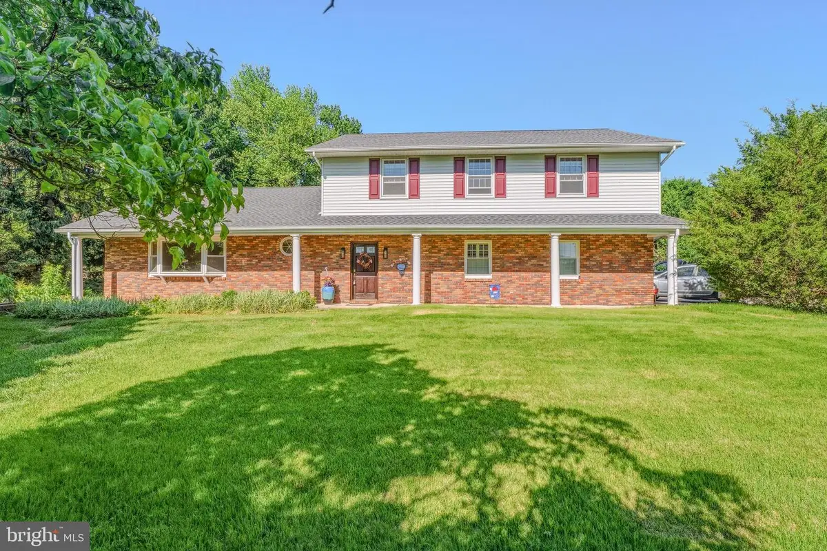 2504 Burgundy Dr, Fallston, MD 21047 - #1