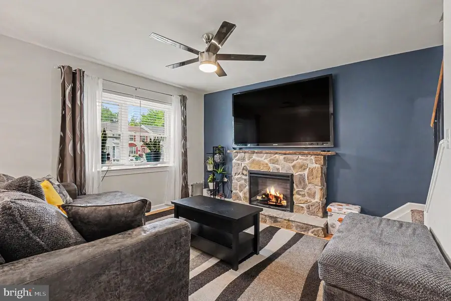 743 Custis St, Aberdeen, MD 21001 - #2