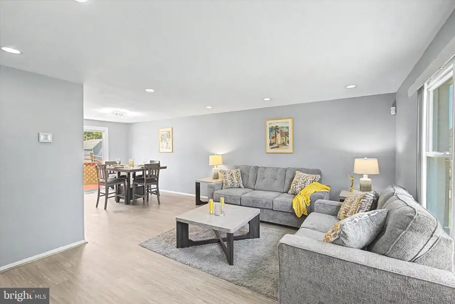 958 Edmund St, Aberdeen, MD 21001 - #2
